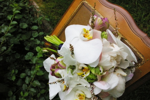 white pink bridal bouquet utah wedding flowers studio stems